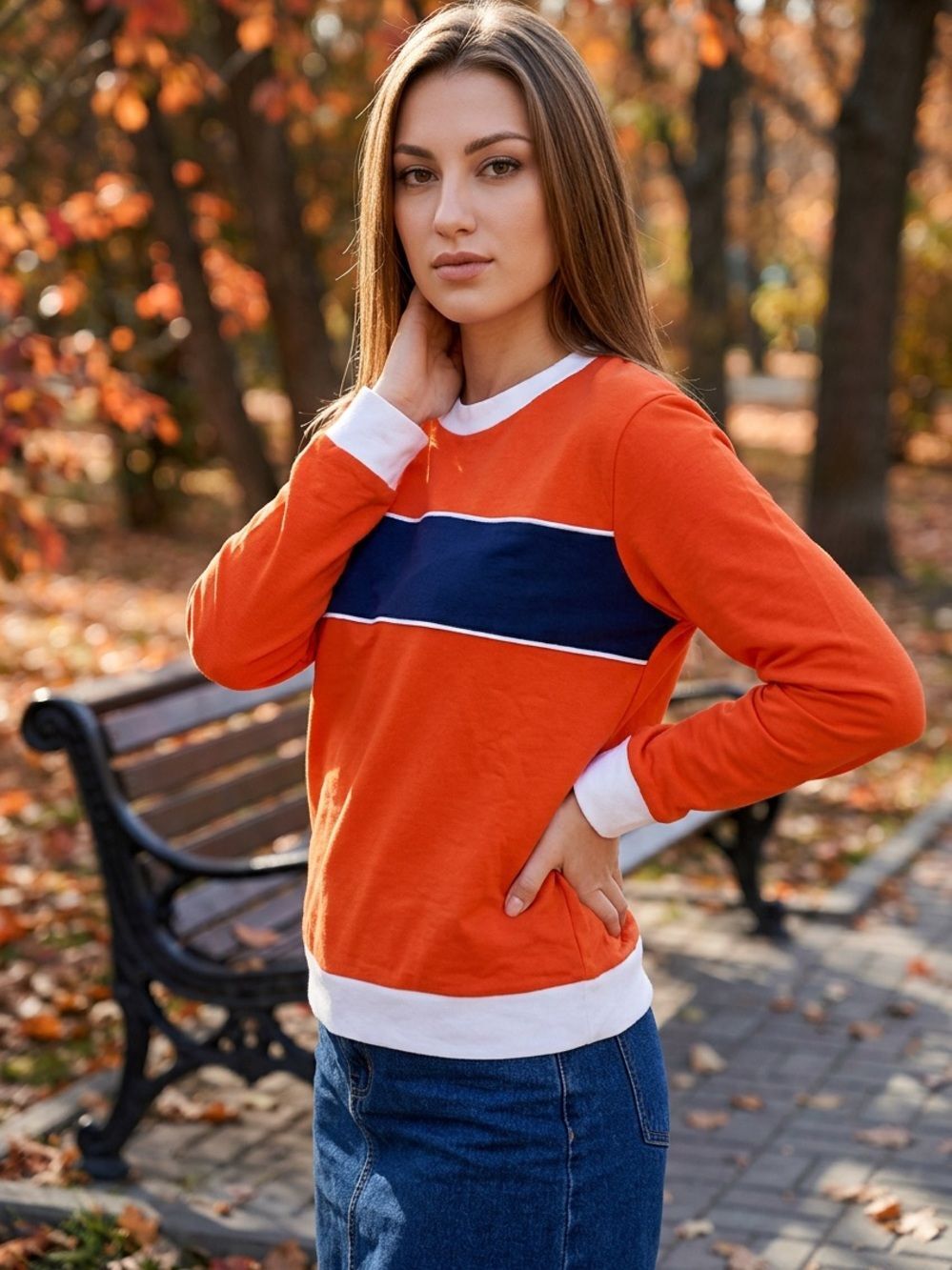 Crewneck Lightweight Cotton Sweatshirt in Orange and Blue Collegiate small